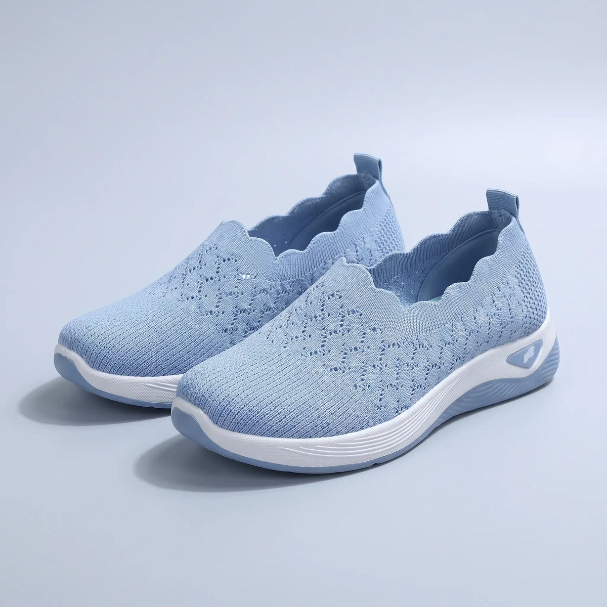 The Battersea Scalloped Knit Sneaker