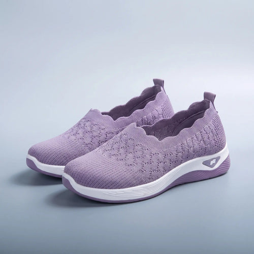 The Battersea Scalloped Knit Sneaker